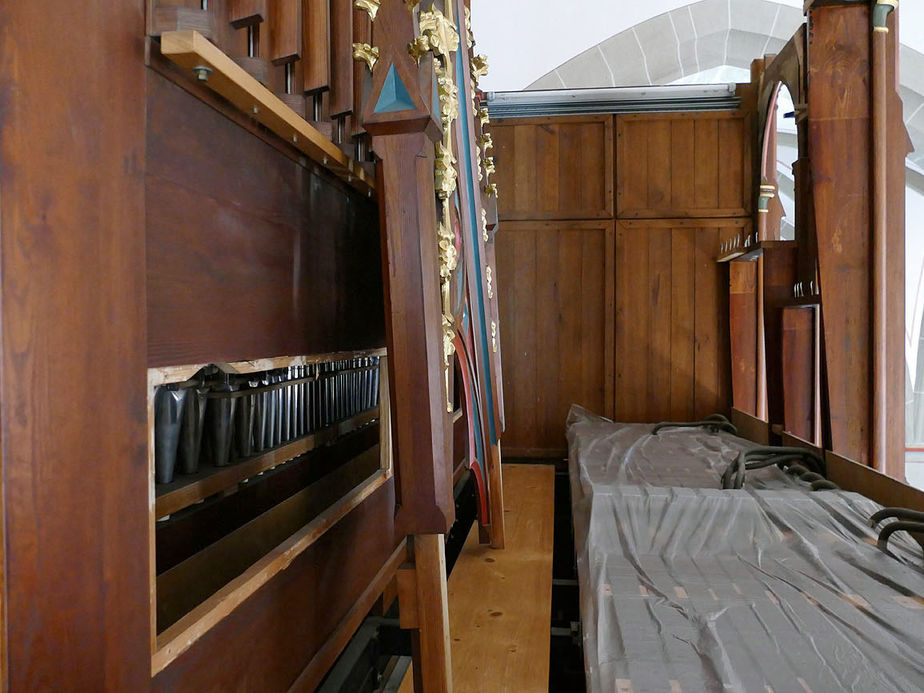 Das Gerüst ist in der Stadtpfarrkirche abgebaut (Foto: Karl-Franz Thiede)